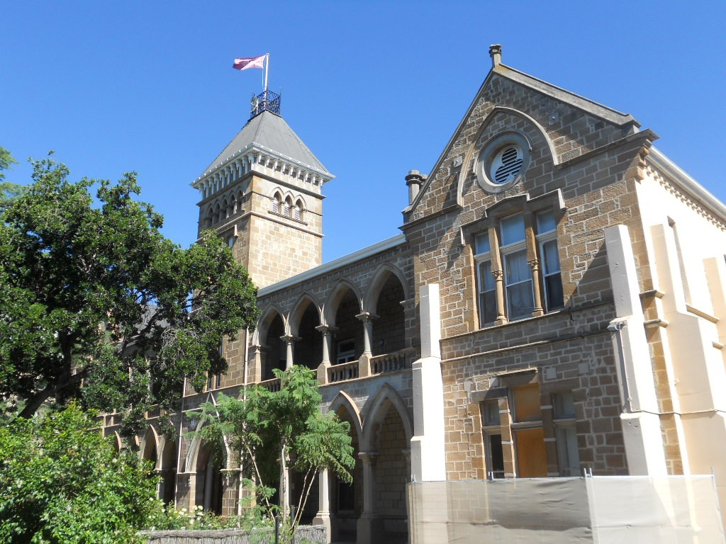 The great Lakes College of Toronto 